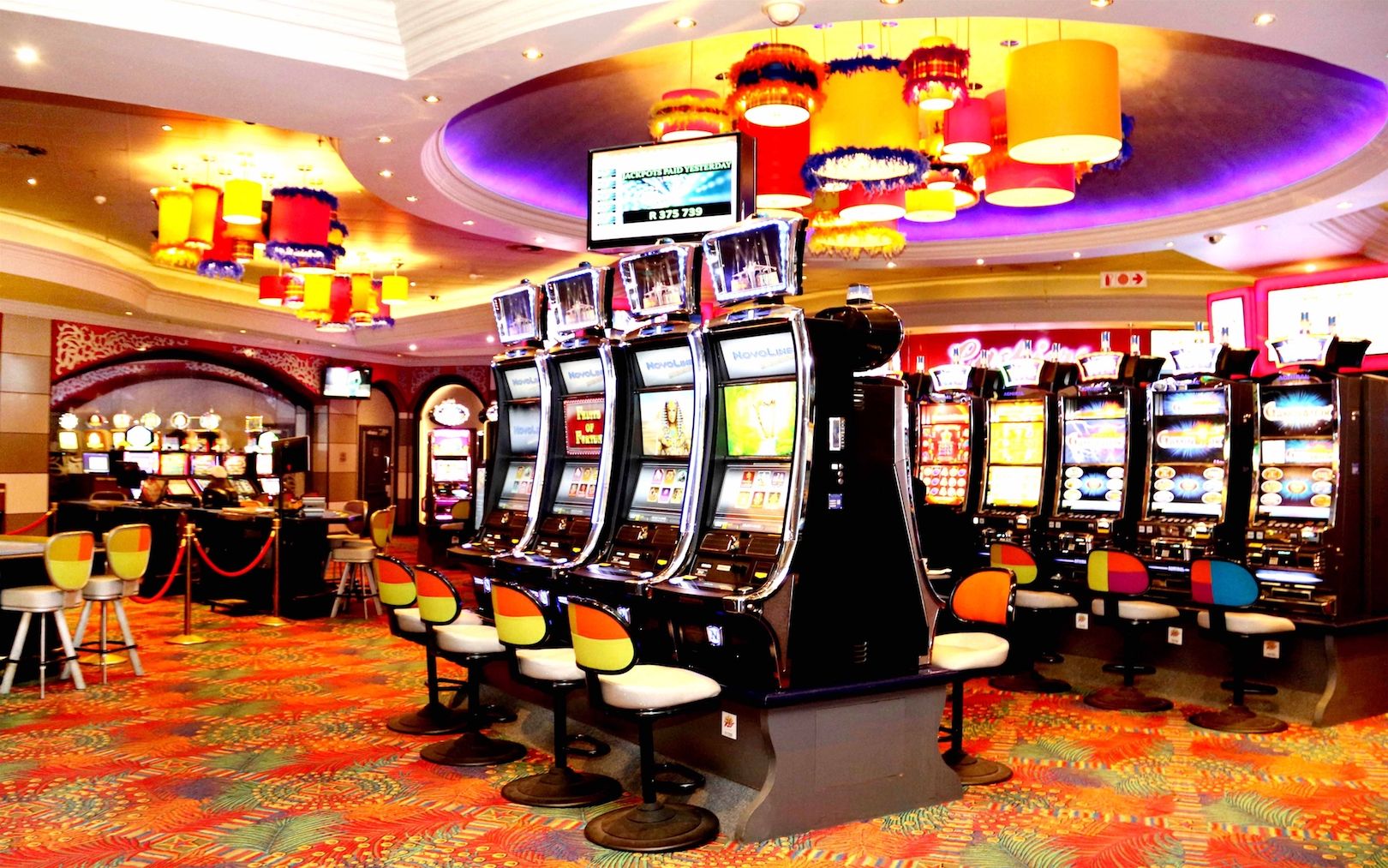 Slot Makinesi Algoritmaları: Kazançları Anlamak