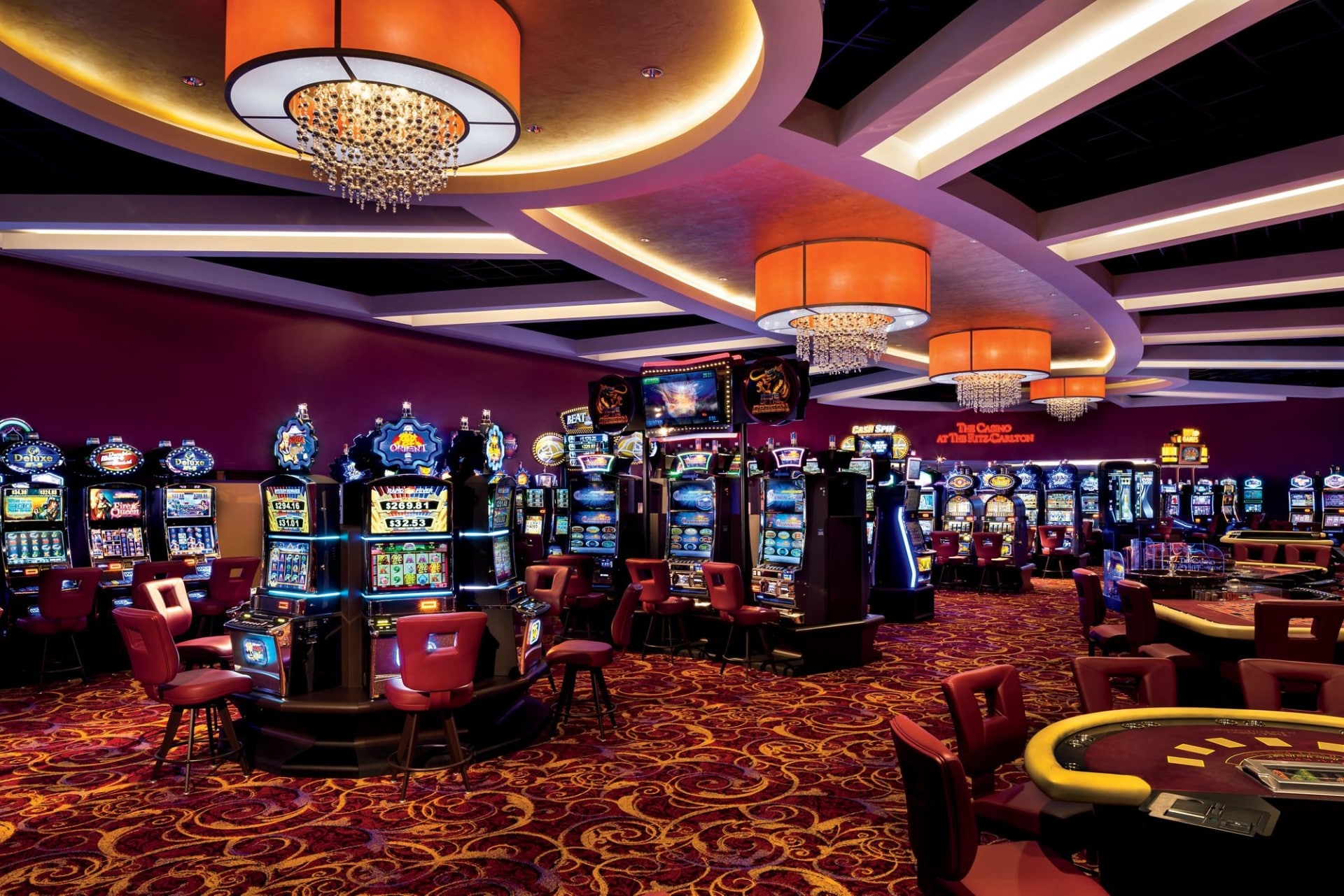 Slot Makinesi Varyasyonları: Kazanma İhtişamı